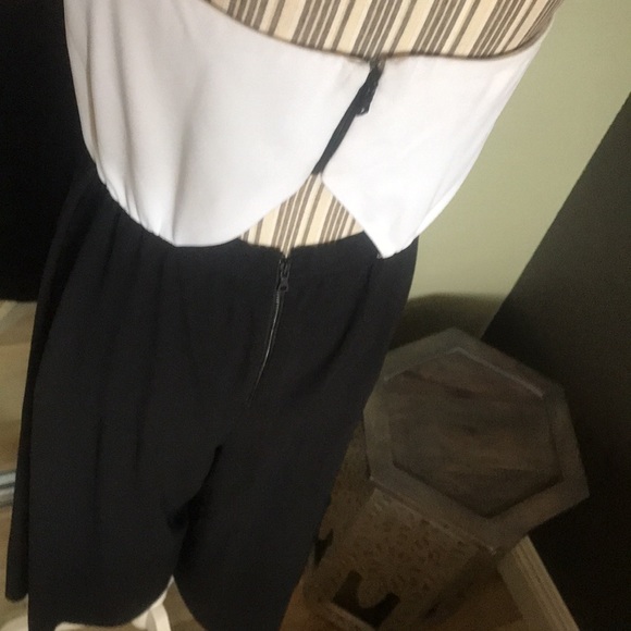 🔥Alice + Olivia, strapless capri jumpsuit - Picture 9 of 9